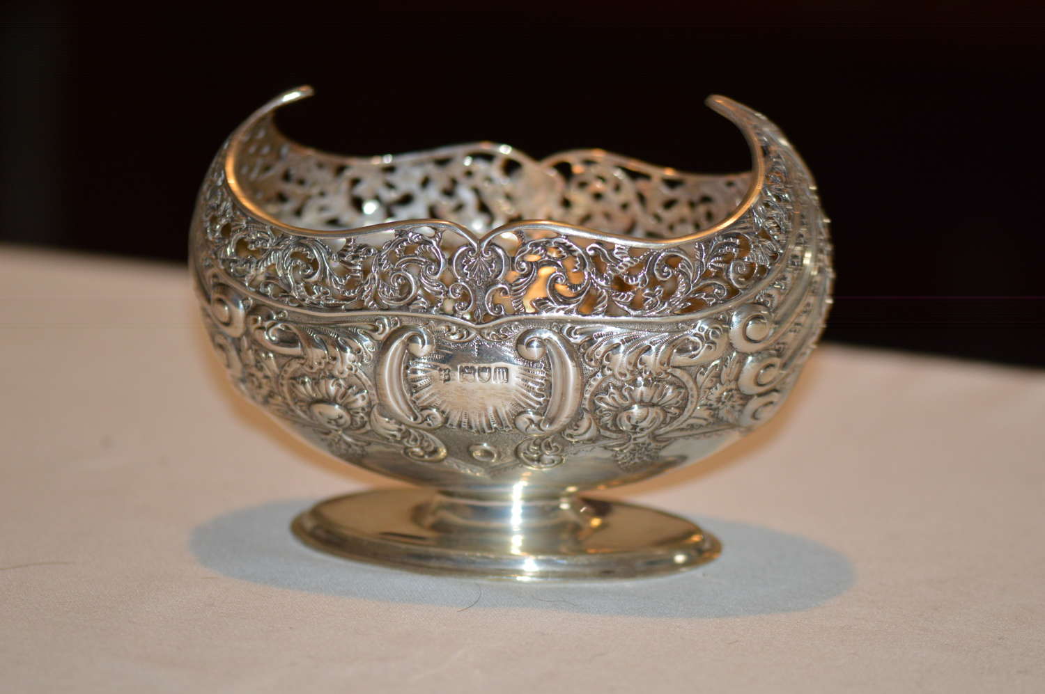 Edwardian Navette-shaped silver bowl, London, c.1907, Josiah Williams