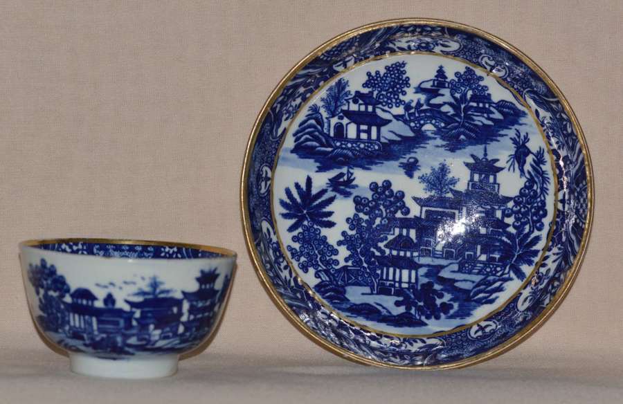 Worcester Porcelain Teabowl and Saucer 'Bandstand' Pattern 1780-90