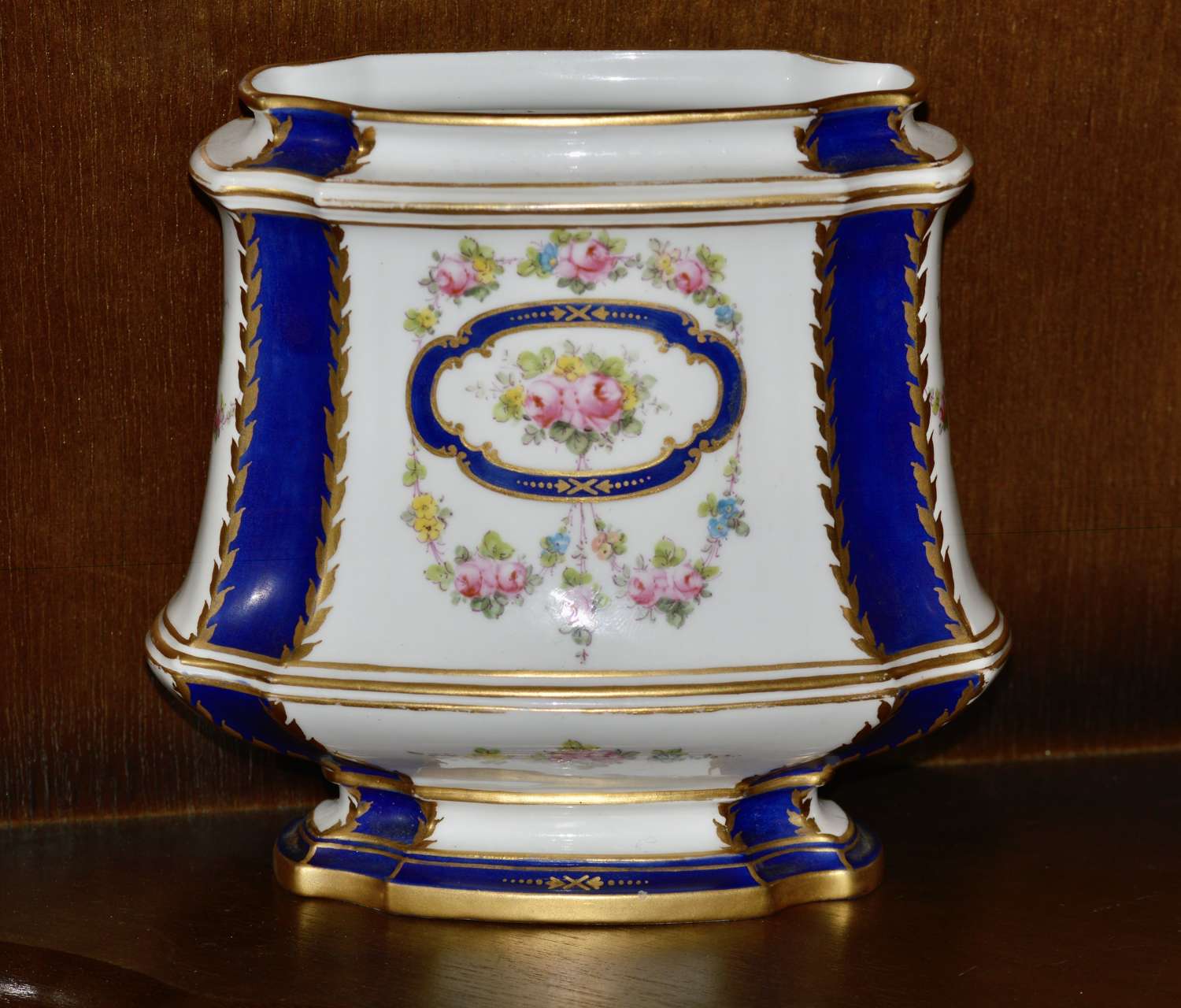 Royal Crown Derby 1912 Excellent Quality Hand Painted Floral Vase