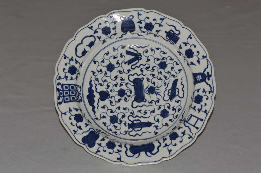 18C - First Period Worcester - Hundred Antiques Pattern - Plate